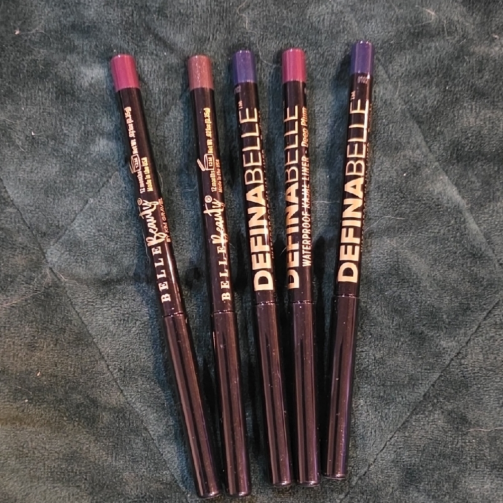 Belle by Kim Gravel DefinaBelle Eyeliner Set - Purple, Black